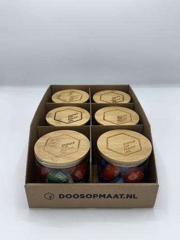 Magazijnbakken fefco 422 & 435 op maat gemaakt voor glazen potten